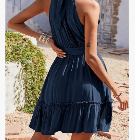 Halter Neck Sleeveless Dress - Flowy & Lightweight | Versatile and Chic - Picture 4 of 9